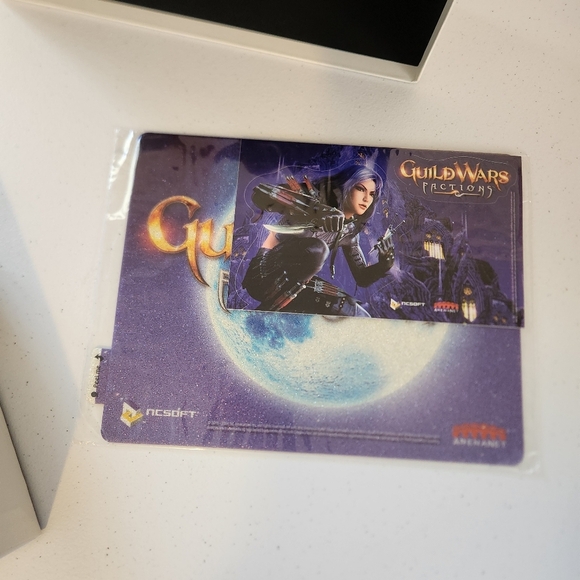 Guild Wars Factions Collector's Edition PC Computer Video Game in Box EUC - Picture 5 of 5